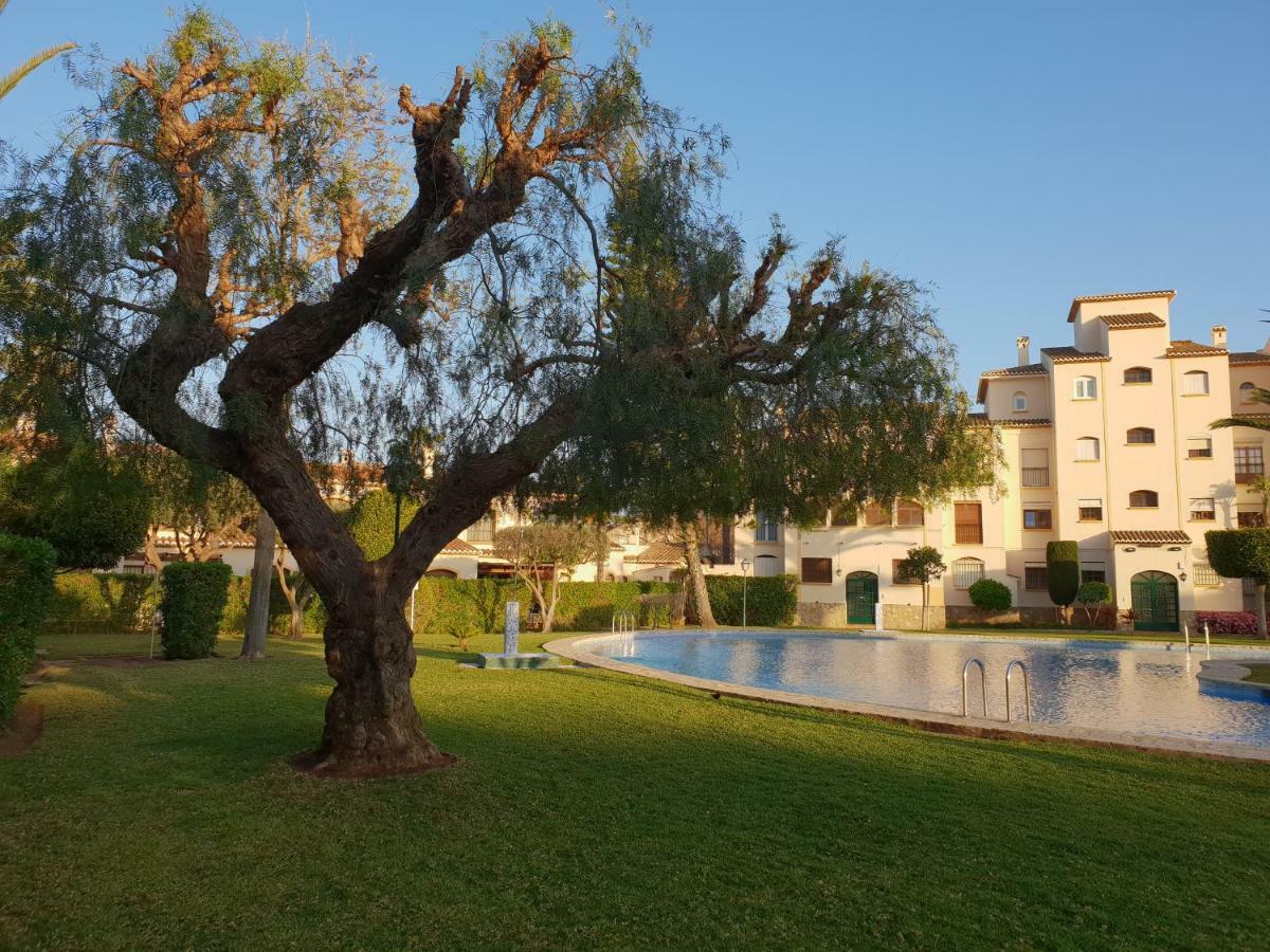 Javea - La Isla Екстериор снимка
